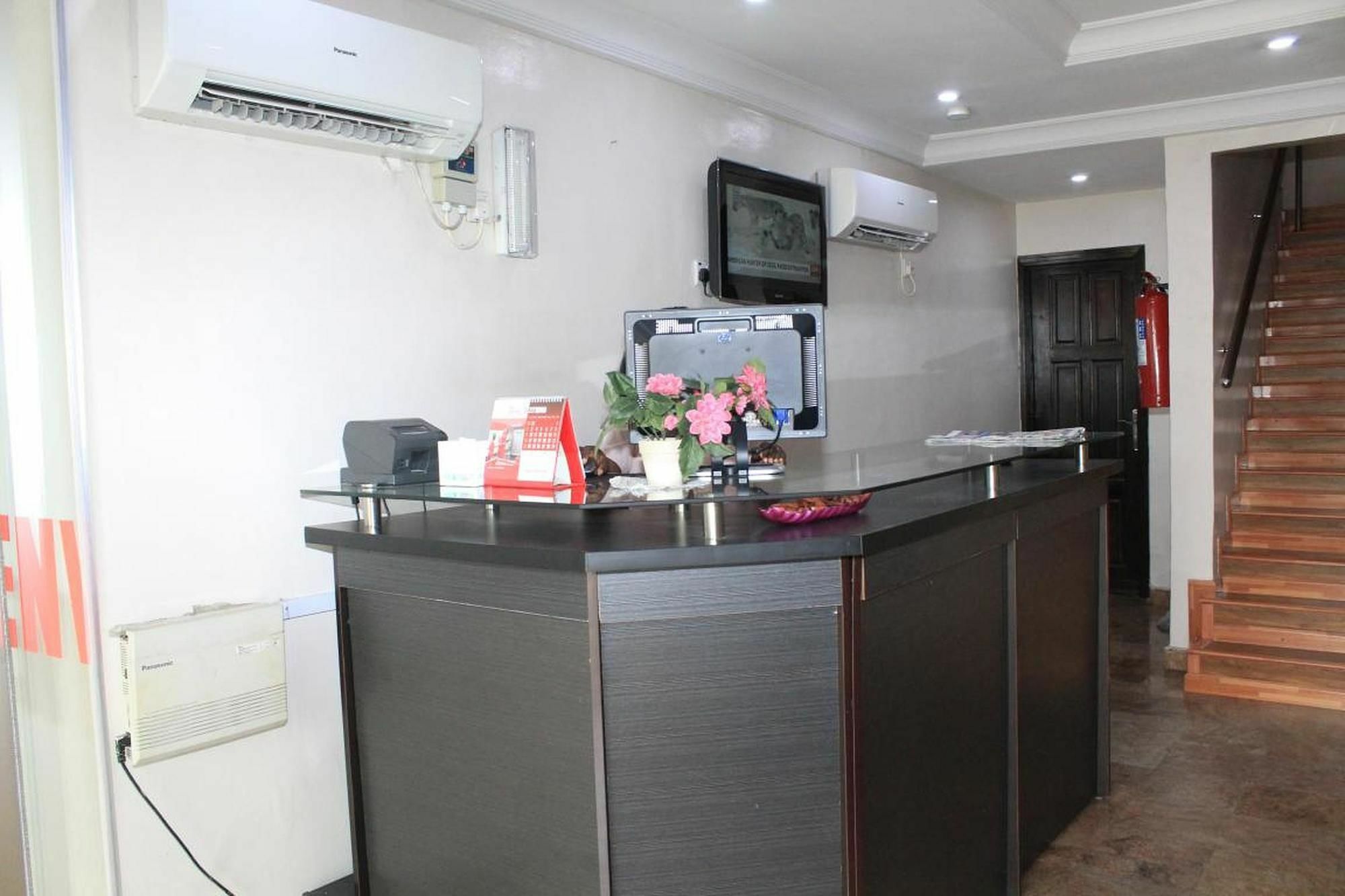 Chateux De Atlantique Hotel Aliayabiagba ภายนอก รูปภาพ
